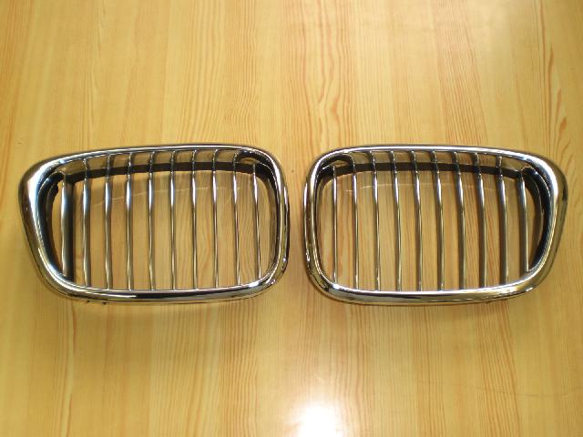 E39用　フロントクローム後期グリル